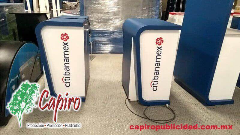 Fabricación de muebles para punto de venta y oficinas