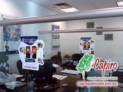 Publicidad en plaza comercial: Inbursa