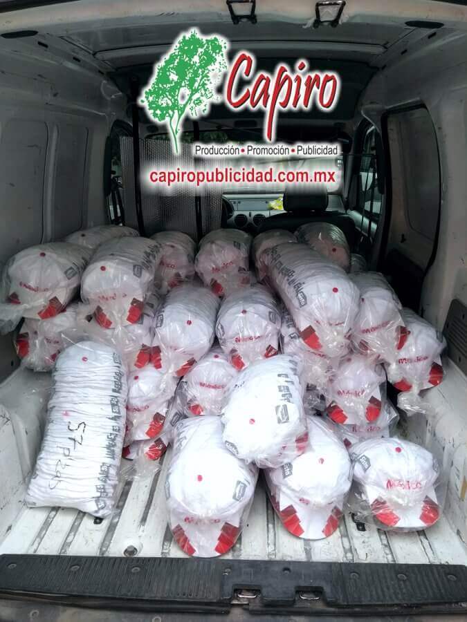 Producción de gorras con transfer serigráfico